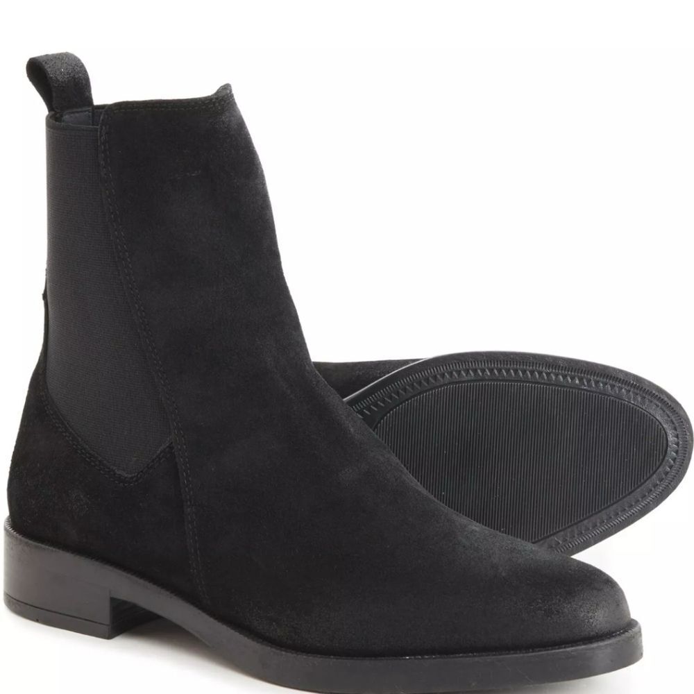 Emanuele‎ Crasto Chelsea Distressed Suede Boots